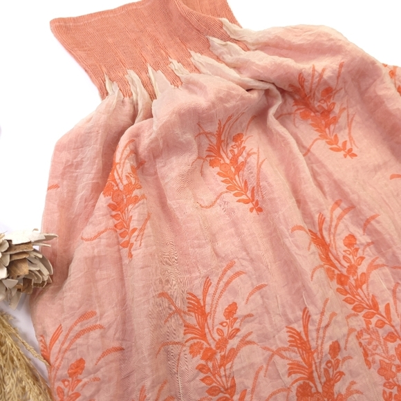 Floral Peach and Orange Dress Onesize - Picture 2 of 8